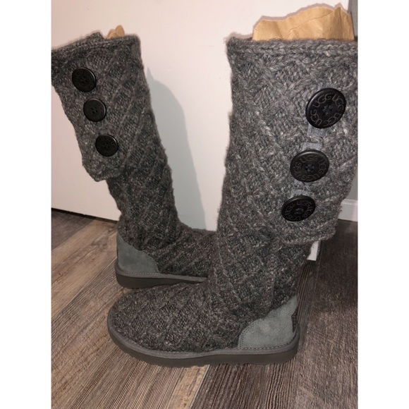UGG Lattice Cardy Knit Boot - Picture 4 of 7
